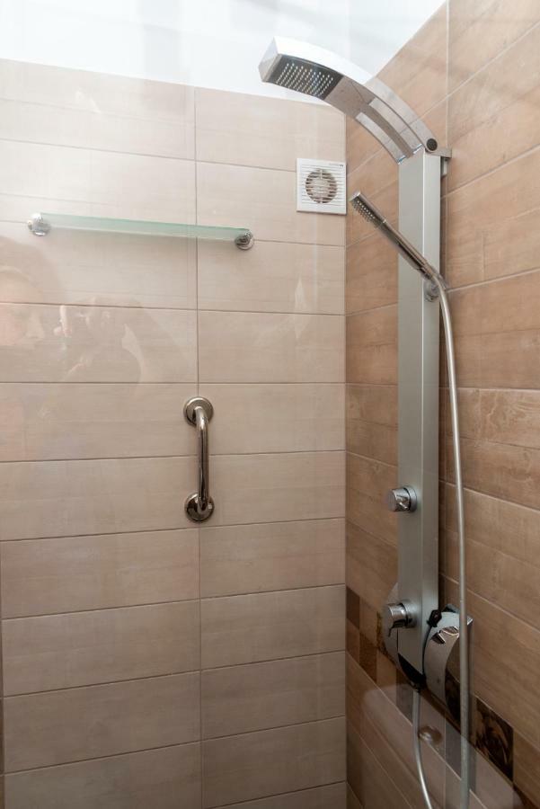 Cavas Luxury Apartments Nea Iraklitsa Luaran gambar
