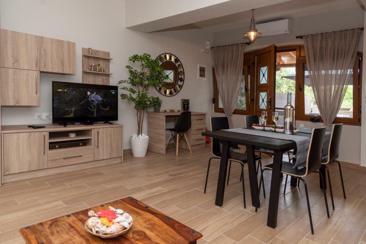 Cavas Luxury Apartments Nea Iraklitsa Luaran gambar